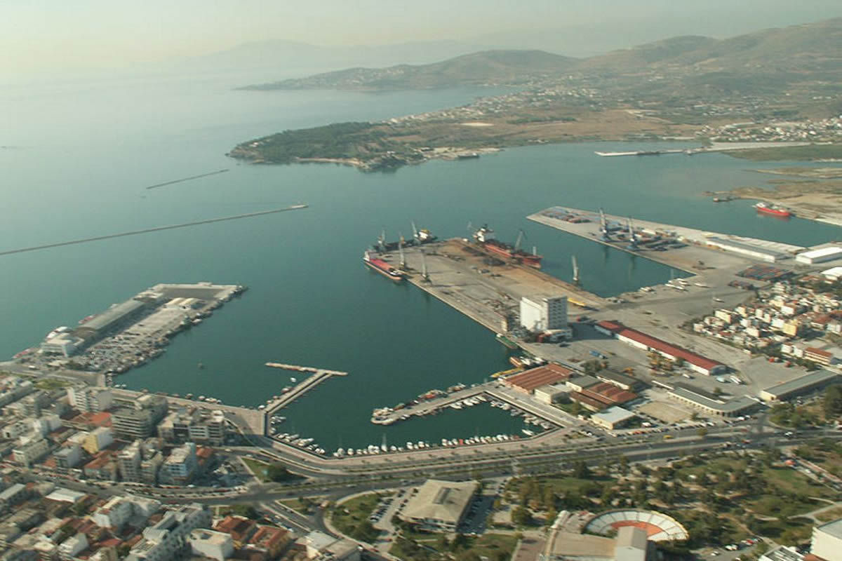 Volos Port